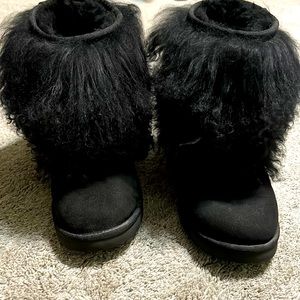 UGG Mongolian Sheepskin cuff boots.  Black, size 7